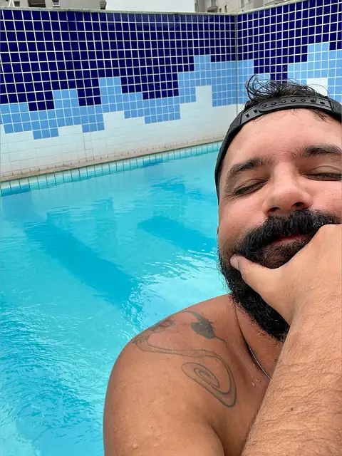 Pequeno Urso on OnlyFans