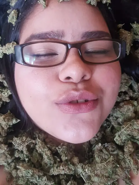 Giuska420 on OnlyFans