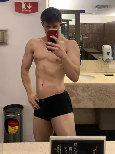 El Chico Grey on OnlyFans