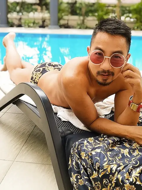 Asian82 on OnlyFans