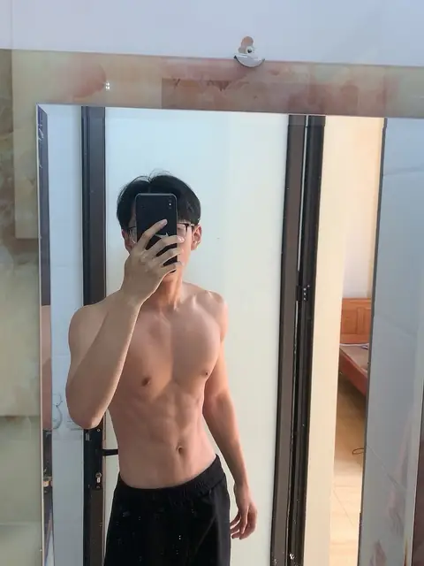 nguyen gia bao on OnlyFans