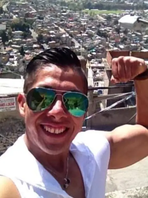 Jorck Pe u uri on OnlyFans