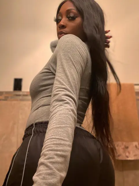Ri. on OnlyFans