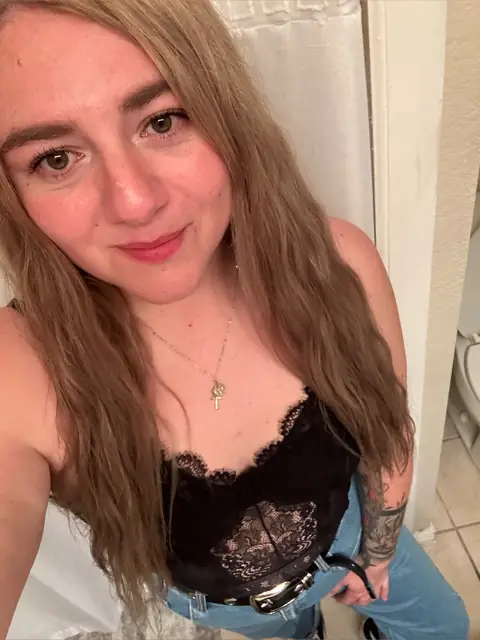 Isa on OnlyFans