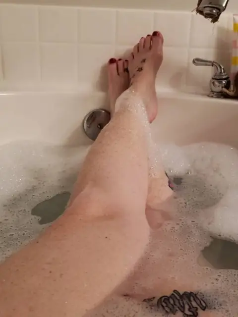 tootsiefootsie_37 on OnlyFans