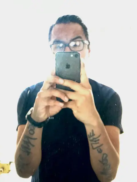 Luis P rez. on OnlyFans