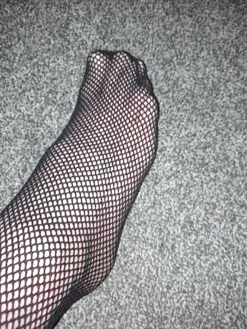 Feet of a builder on OnlyFans
