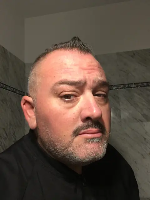 Mirko on OnlyFans