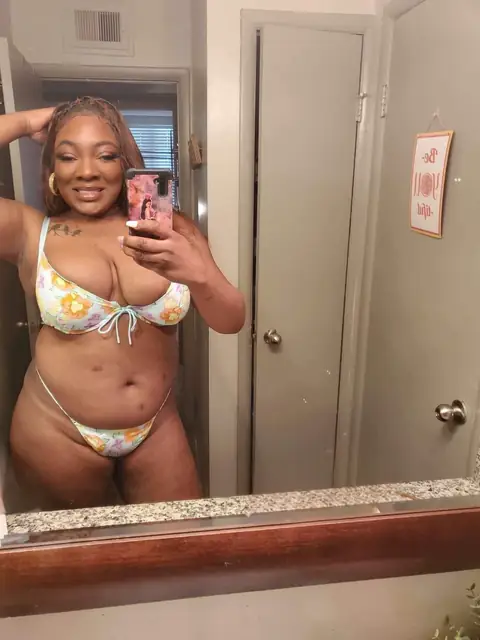 Amazon Honey on OnlyFans