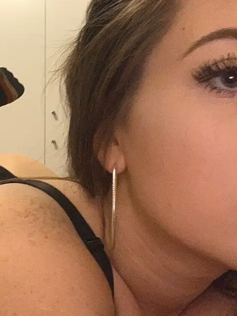 Lucy on OnlyFans