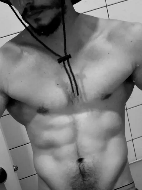 NakedArm OnlyFans profile