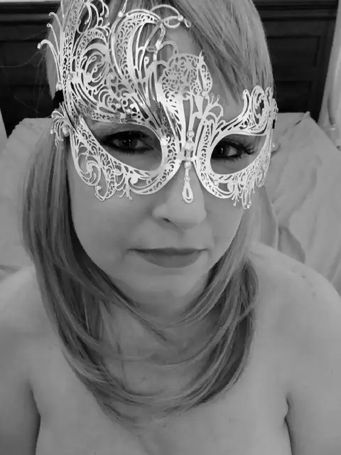 Naughty Naughtyia on OnlyFans