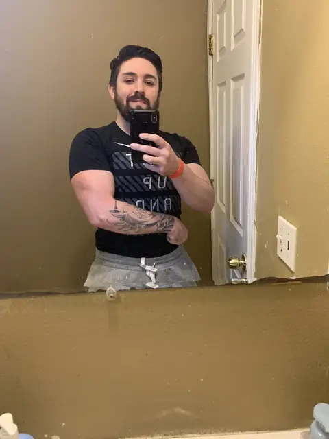 Manuel18 on OnlyFans