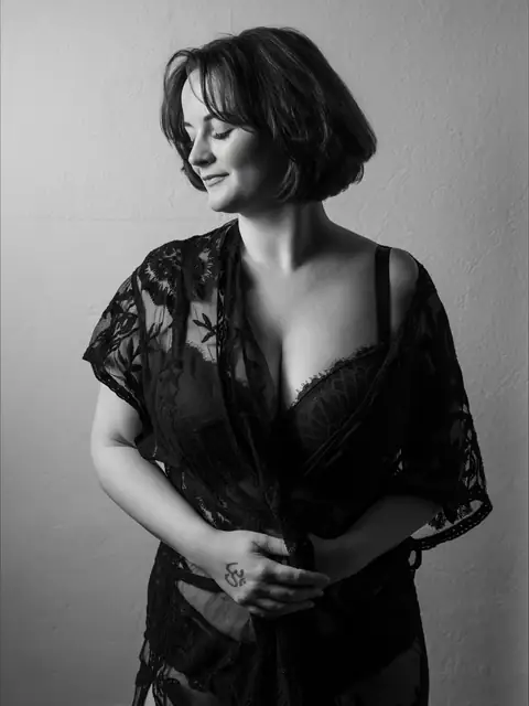 Marie Schleyer on OnlyFans