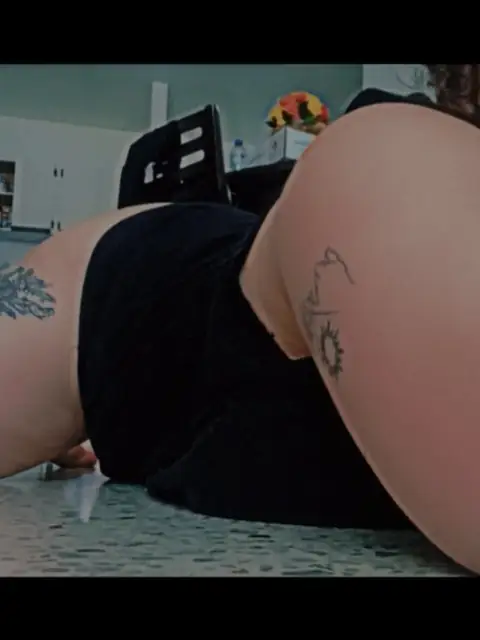Lilcurls OnlyFans profile