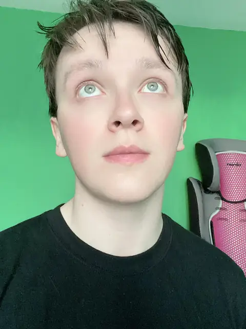Joshy x on OnlyFans