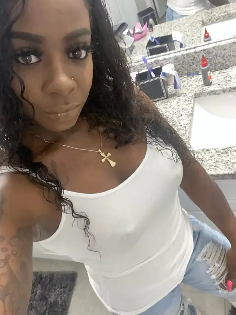 Peach on OnlyFans
