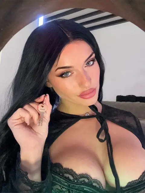 Mistress Saskia - SPH QUEEN on OnlyFans