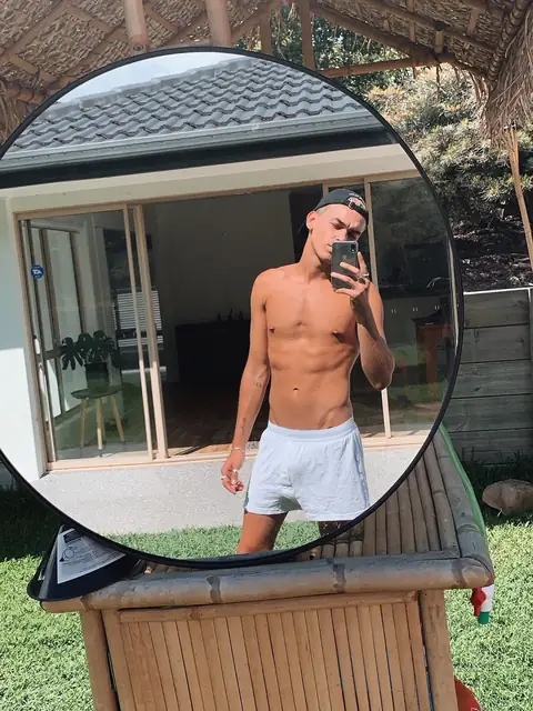 Lachy Wilkinson on OnlyFans