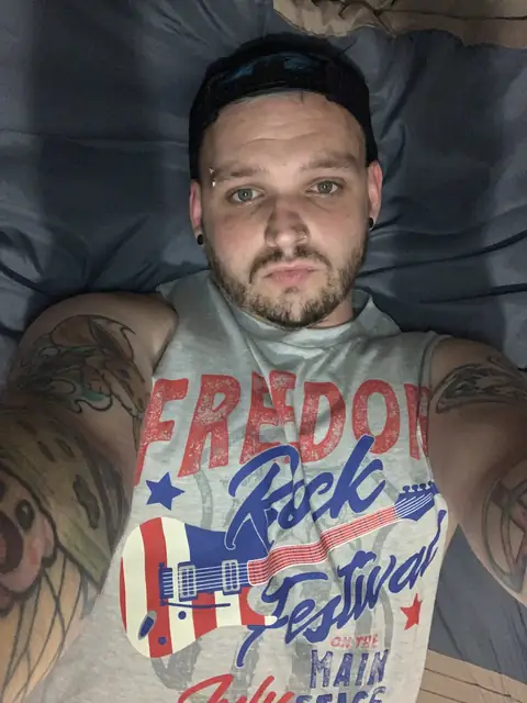 Sagiguy888 on OnlyFans