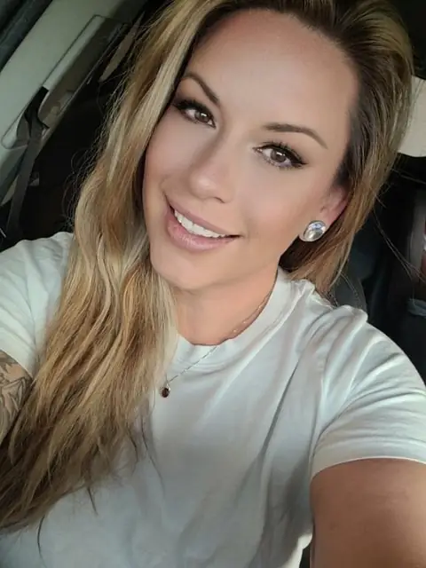 Lauren Hoffman on OnlyFans
