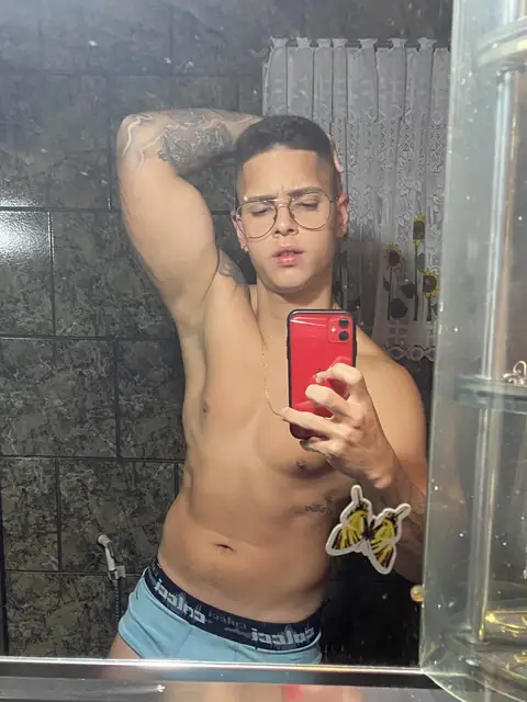 Hugo Stoso OnlyFans profile