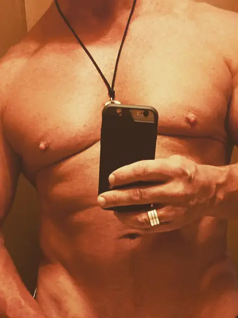 Sonny on OnlyFans