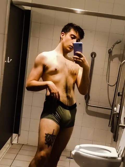 Sirrk on OnlyFans