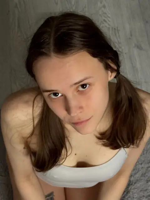 N I K A on OnlyFans