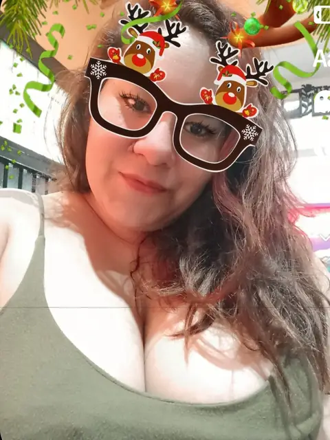 Angi OnlyFans profile