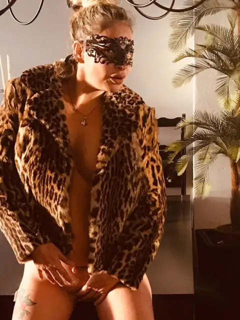 Luci Felina on OnlyFans