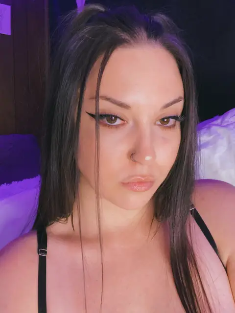 Vanessa Hughes OnlyFans profile