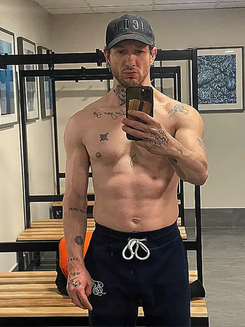 chris on OnlyFans