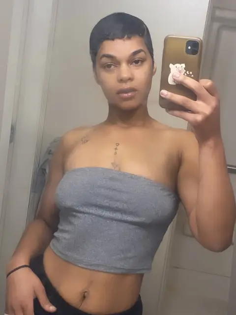 laylay OnlyFans profile