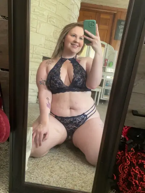 Rose on OnlyFans
