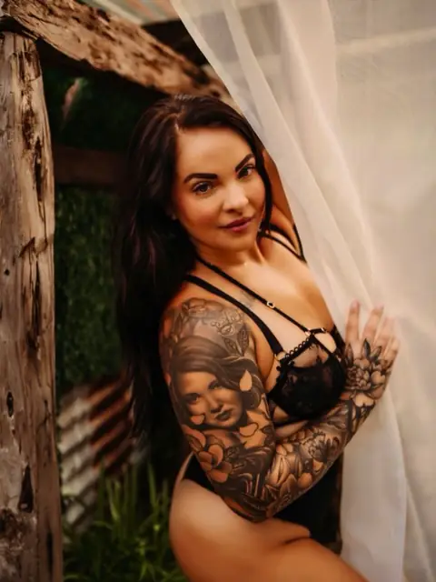 Olivia Arden on OnlyFans