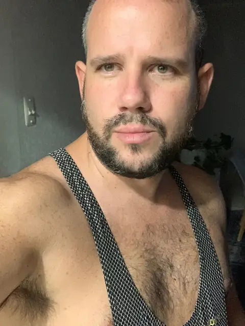 traveler.33 on OnlyFans