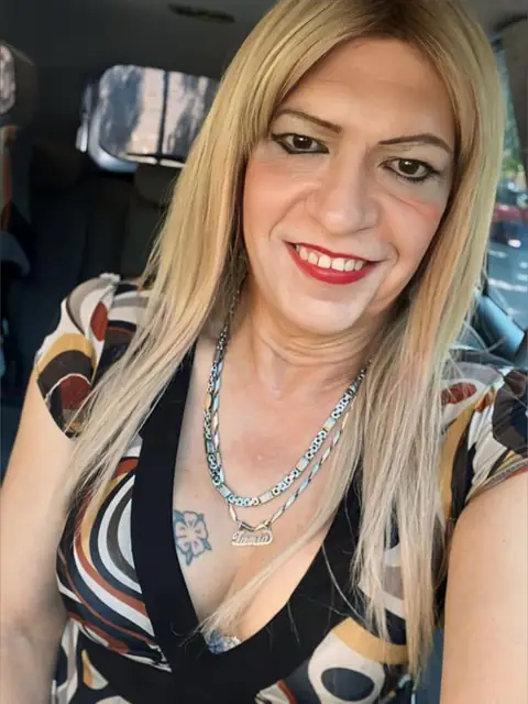 Tania OnlyFans profile