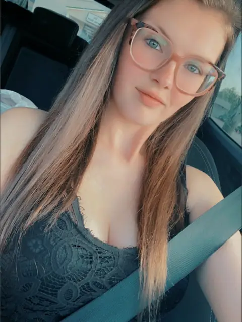 Juliana Veazey on OnlyFans