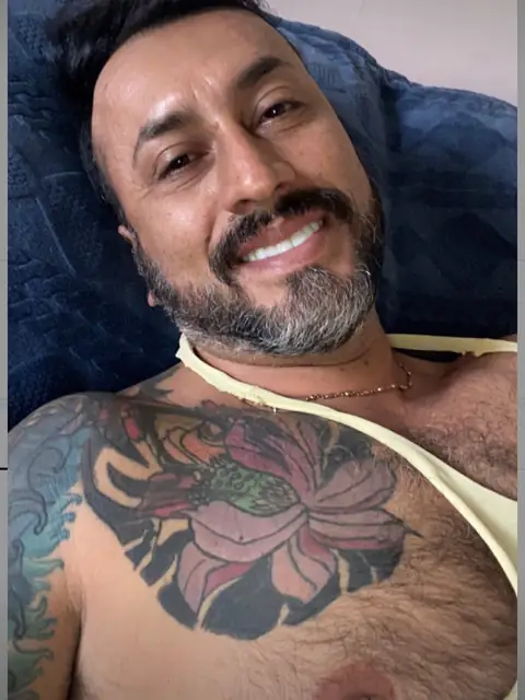 Mauricio PEREZ VESGA on OnlyFans