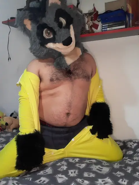 luchiano raccoon on OnlyFans