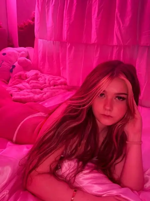 Alissa Paige on OnlyFans