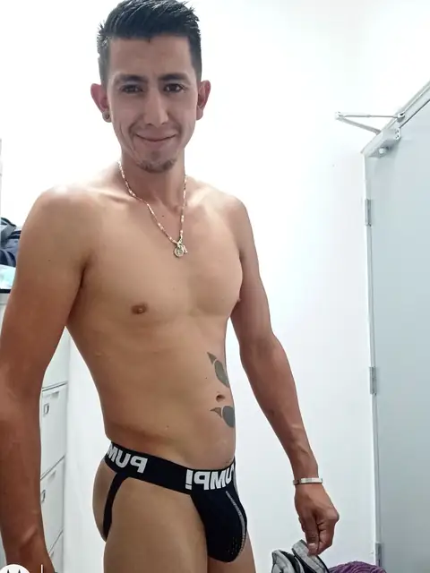 Yair Ashe (oficial) on OnlyFans