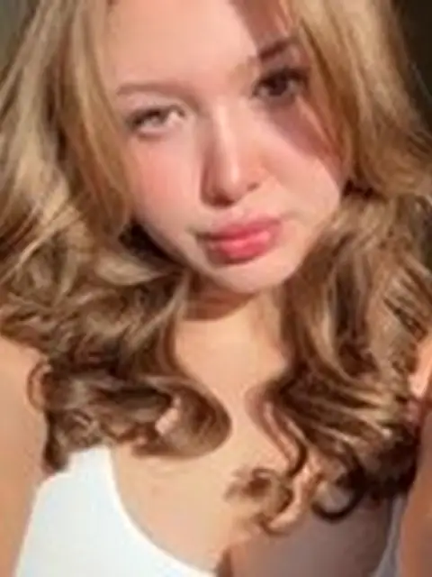 clara on OnlyFans