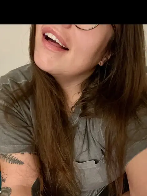 Clover Bell OnlyFans profile