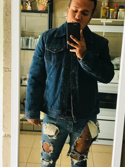 alberto Ruiz on OnlyFans