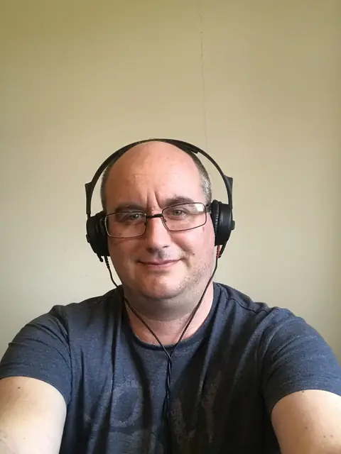 40 plus guy on OnlyFans