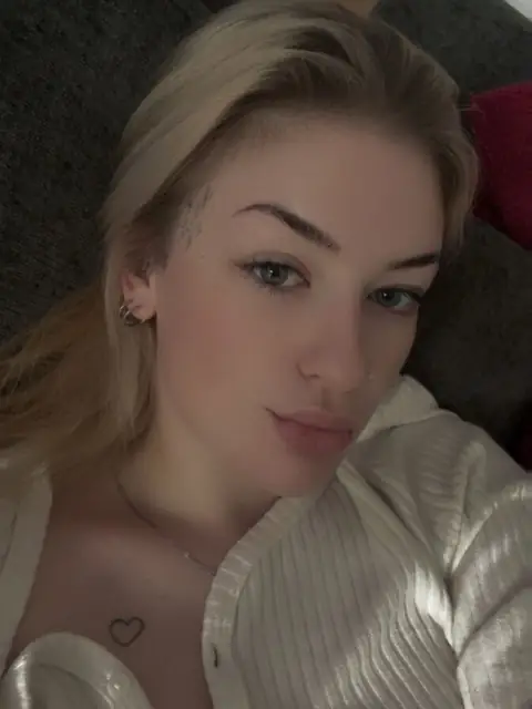 MJ xoxo on OnlyFans