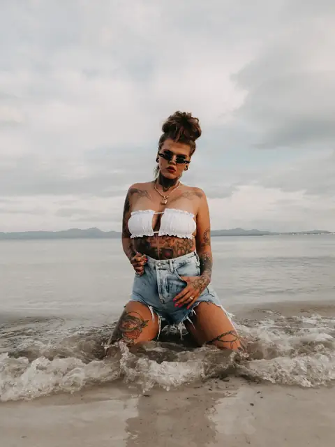 Mrs Nina Chartier OnlyFans profile
