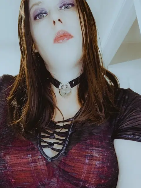 Trixie Raven on OnlyFans